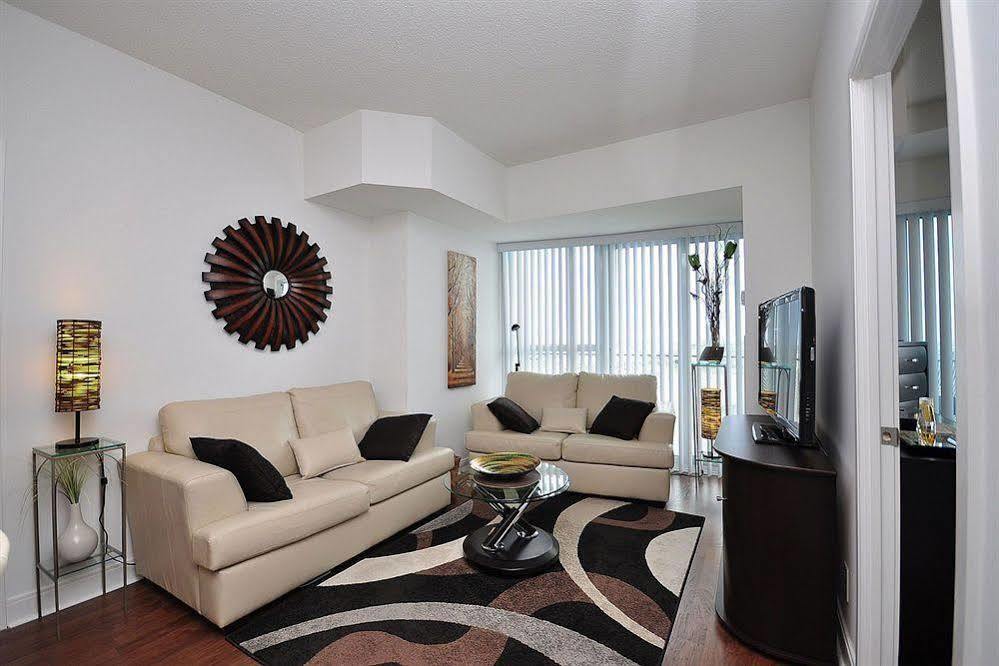 Executive Stay At Ovation Square One Mississauga Esterno foto